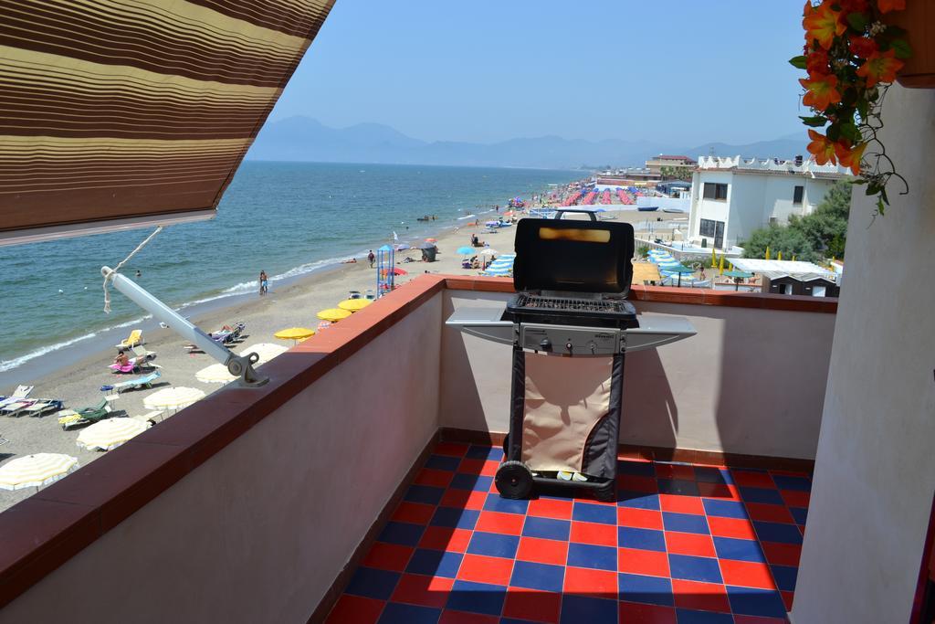 Casa Vacanze Dei Navigatori On The Sea Pontecagnano Extérieur photo