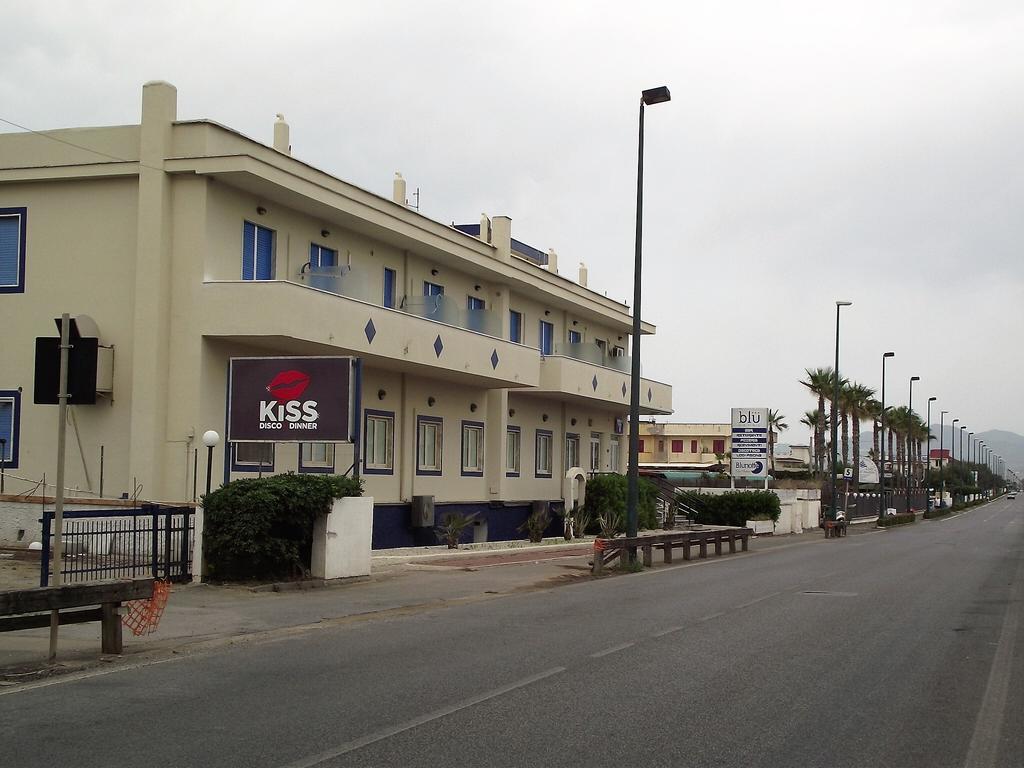 Casa Vacanze Dei Navigatori On The Sea Pontecagnano Extérieur photo