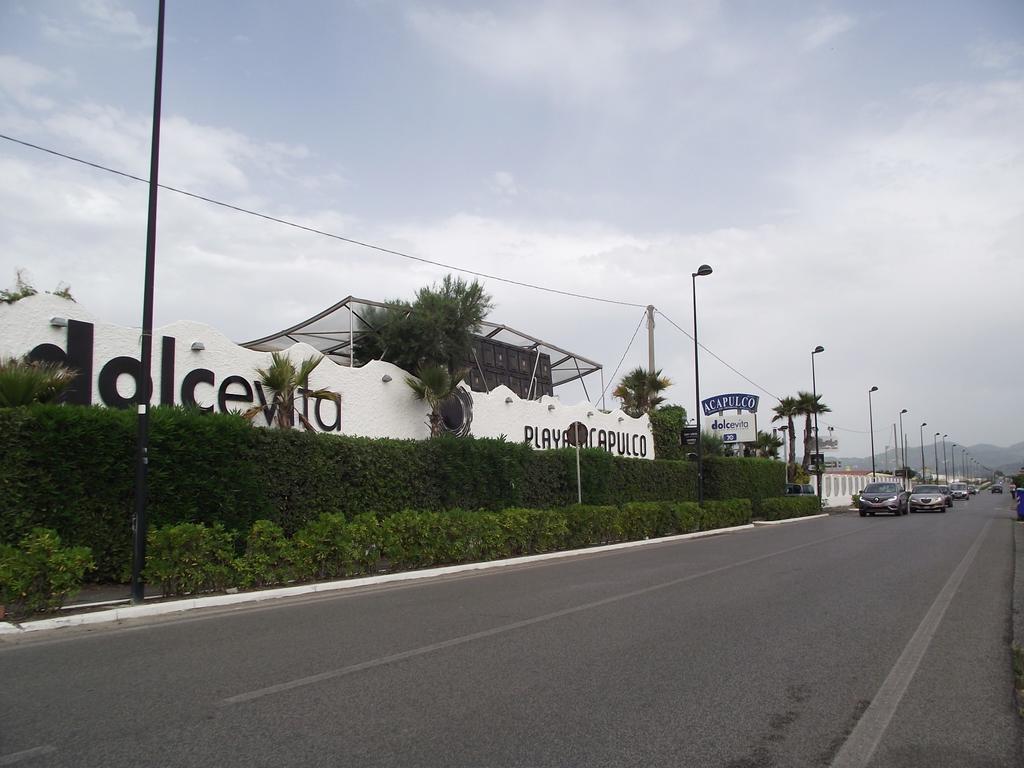 Casa Vacanze Dei Navigatori On The Sea Pontecagnano Extérieur photo